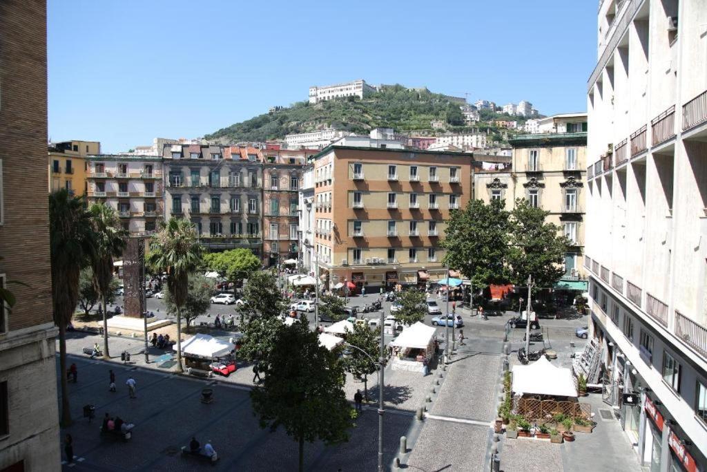 Boutique Hotel Piazza Carita Neapol Exteriér fotografie